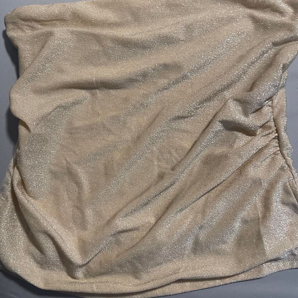 No-boundaries Women's Gold and Cream Crop-top Y2K VIBES
